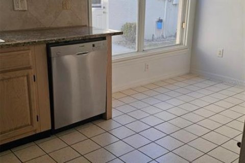 House in Riverview, Florida 3 bedrooms, 119.84 sq.m. № 2112809 - photo 7