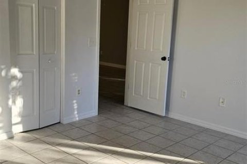 House in Riverview, Florida 3 bedrooms, 119.84 sq.m. № 2112809 - photo 3
