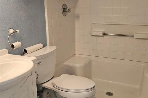House in Riverview, Florida 3 bedrooms, 119.84 sq.m. № 2112809 - photo 16