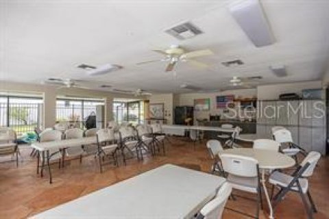 House in Riverview, Florida 3 bedrooms, 119.84 sq.m. № 2112809 - photo 11