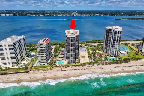 Condo à Riviera Beach, Floride, 2 chambres  № 2288672