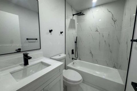 Appartement à louer à Miami, Floride: 1 chambre, 46.45 m2 № 1988861 - photo 6