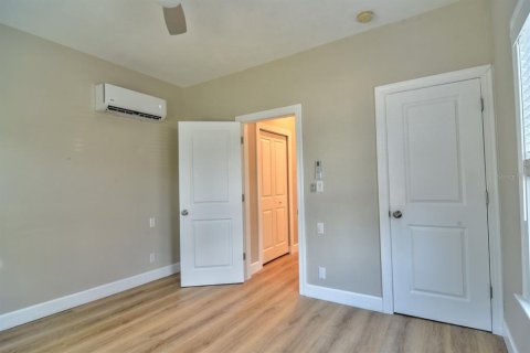 Villa ou maison à louer à Redington Beach, Floride: 3 chambres, 155.89 m2 № 2106991 - photo 12