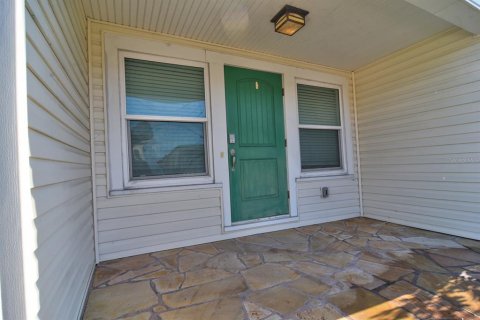 Villa ou maison à louer à Redington Beach, Floride: 3 chambres, 155.89 m2 № 2106991 - photo 2