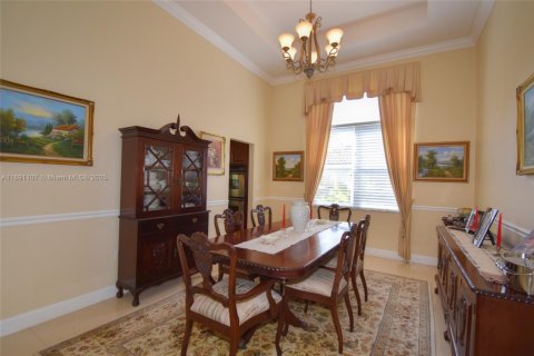 Casa en venta en Davie, Florida, 4 dormitorios, 284.1 m2 № 1944799 - foto 9