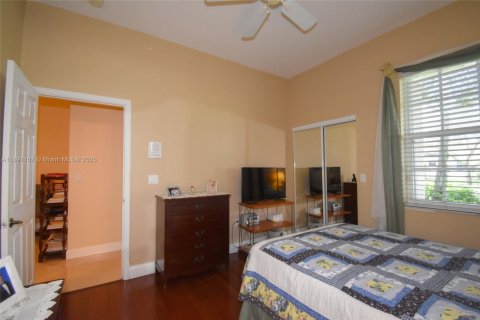 Casa en venta en Davie, Florida, 4 dormitorios, 284.1 m2 № 1944799 - foto 28