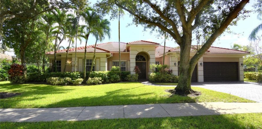 Casa en Davie, Florida 4 dormitorios, 284.1 m2 № 1944799
