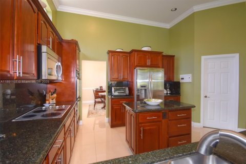 Casa en venta en Davie, Florida, 4 dormitorios, 284.1 m2 № 1944799 - foto 14