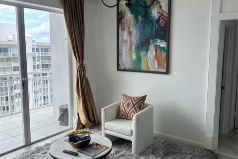 Condominio en venta en Aventura, Florida, 2 dormitorios, 116.22 m2 № 1578124 - foto 7