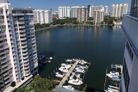 Condominio en venta en Aventura, Florida, 2 dormitorios, 116.22 m2 № 1578124 - foto 17