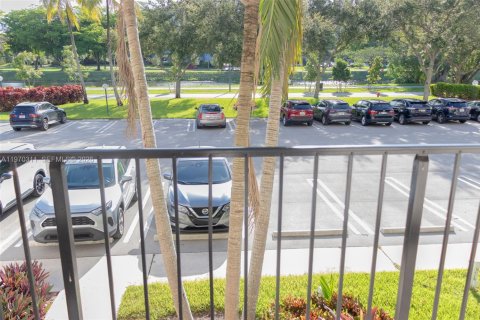 Condominio en venta en Pompano Beach, Florida, 2 dormitorios, 102.19 m2 № 2031059 - foto 30