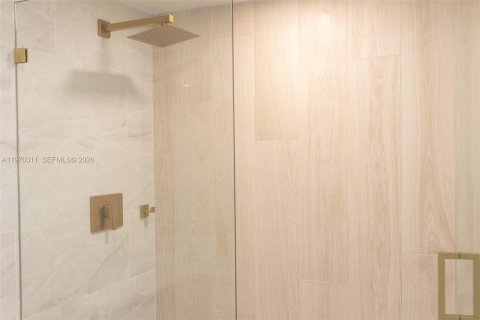 Condominio en venta en Pompano Beach, Florida, 2 dormitorios, 102.19 m2 № 2031059 - foto 26