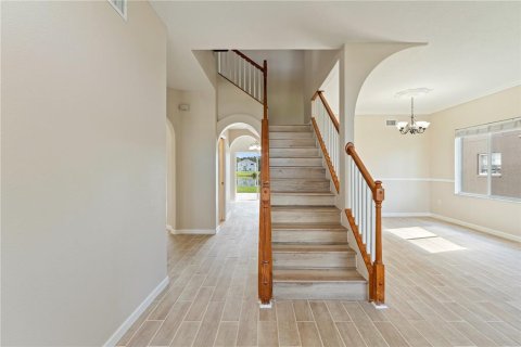 Villa ou maison à vendre à Land O' Lakes, Floride: 3 chambres, 219.81 m2 № 1899907 - photo 11