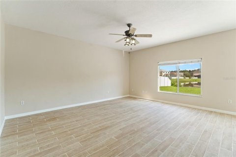 Villa ou maison à vendre à Land O' Lakes, Floride: 3 chambres, 219.81 m2 № 1899907 - photo 19