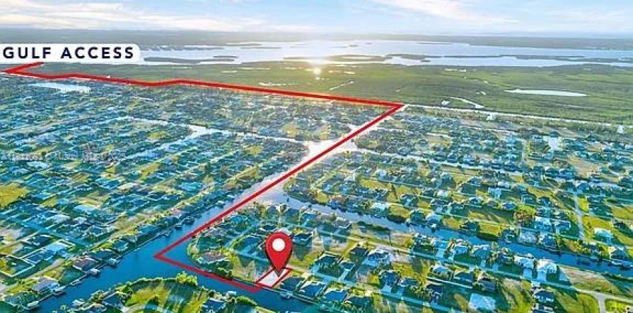 Terreno en Cape Coral, Florida № 2085636
