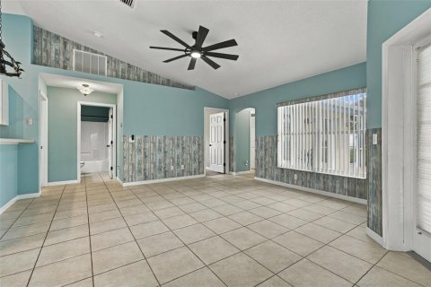 Casa en venta en Inverness, Florida, 4 dormitorios, 156.54 m2 № 2384258 - foto 19