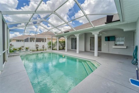 House in Winter Haven, Florida 3 bedrooms, 183.57 sq.m. № 1603274 - photo 13