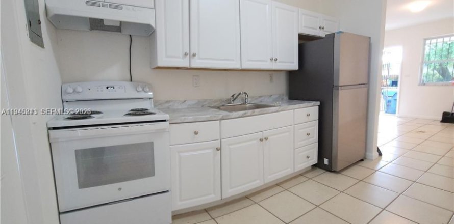 Villa ou maison à Miami, Floride 4 chambres, 135.45 m2 № 1997891