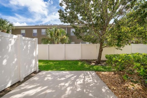 Townhouse in Orlando, Florida 3 bedrooms, 154.22 sq.m. № 1772721 - photo 27