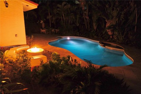 Купить виллу или дом в Холливуд, Флорида 3 спальни, 211.72м2, № 2016068 - фото 27