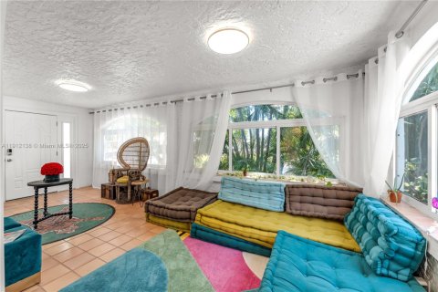 Купить виллу или дом в Холливуд, Флорида 3 спальни, 211.72м2, № 2016068 - фото 9