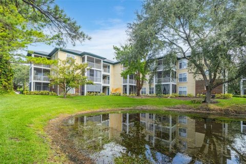 Condo in Tampa, Florida, 1 bedroom  № 1854345 - photo 28