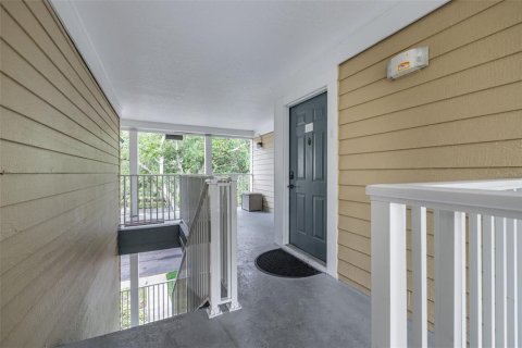 Condo in Tampa, Florida, 1 bedroom  № 1854345 - photo 4