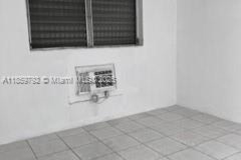 Appartement à louer à North Miami, Floride: 1 chambre, 69.68 m2 № 1888275 - photo 6
