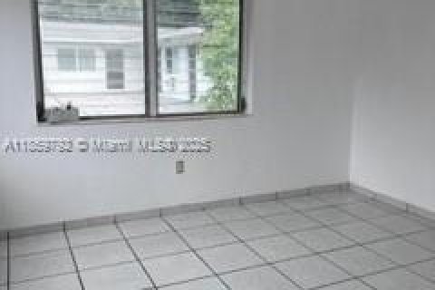 Appartement à louer à North Miami, Floride: 1 chambre, 69.68 m2 № 1888275 - photo 5