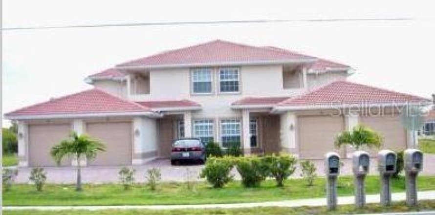 Casa en Cape Coral, Florida 3 dormitorios, 117.52 m2 № 1651518