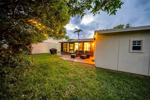 House in Tarpon Springs, Florida 2 bedrooms, 96.15 sq.m. № 1666364 - photo 15