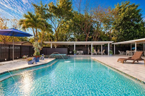 House in Miami, Florida 4 bedrooms, 154.68 sq.m. № 2060792 - photo 26