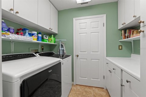 Villa ou maison à vendre à Weeki Wachee, Floride: 2 chambres, 133.69 m2 № 1789069 - photo 26
