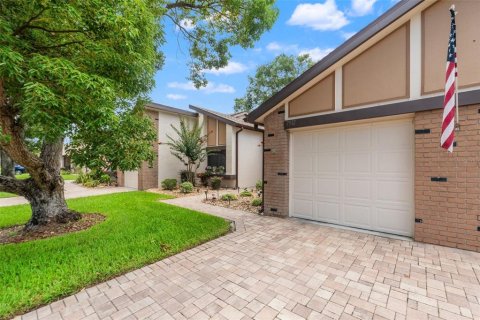 Villa ou maison à vendre à Weeki Wachee, Floride: 2 chambres, 133.69 m2 № 1789069 - photo 2