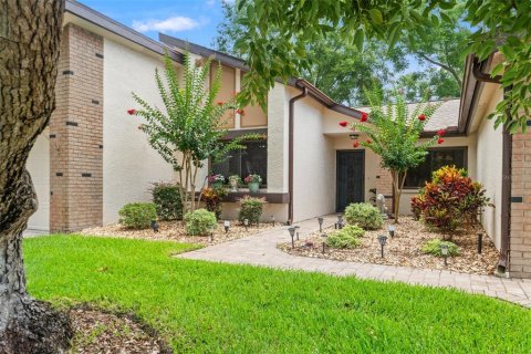 Villa ou maison à vendre à Weeki Wachee, Floride: 2 chambres, 133.69 m2 № 1789069 - photo 1