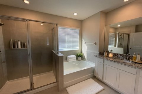 Villa ou maison à vendre à Apollo Beach, Floride: 4 chambres, 312.34 m2 № 2412644 - photo 26