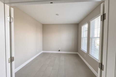 Villa ou maison à vendre à Apollo Beach, Floride: 4 chambres, 312.34 m2 № 2412644 - photo 6