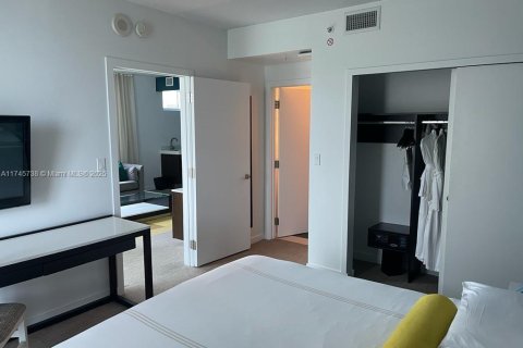 Condominio en venta en Sunny Isles Beach, Florida, 1 dormitorio, 84.36 m2 № 1937409 - foto 14