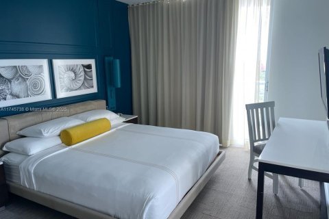 Condominio en venta en Sunny Isles Beach, Florida, 1 dormitorio, 84.36 m2 № 1937409 - foto 19