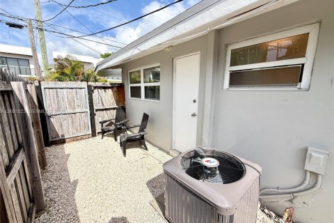 Condo in Fort Lauderdale, Florida, 1 bedroom  № 2065921 - photo 10