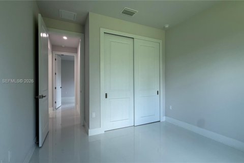 Villa ou maison à vendre à Naples, Floride: 3 chambres, 150.69 m2 № 2260581 - photo 11