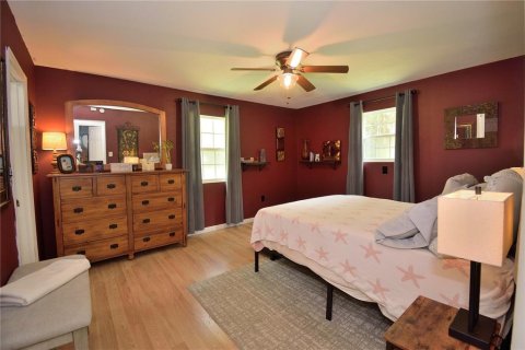 House in Cocoa, Florida 4 bedrooms, 187.48 sq.m. № 1883730 - photo 11