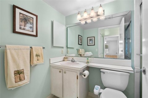 Condo in Greenacres, Florida, 2 bedrooms  № 1862762 - photo 19