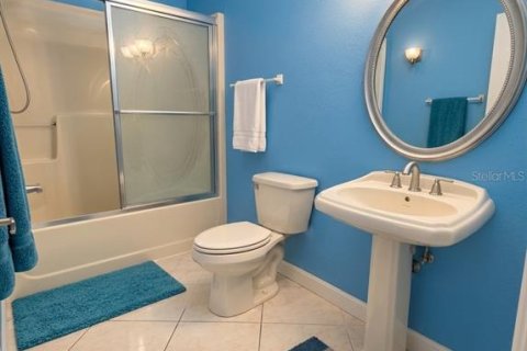 House in Niceville, Florida 5 bedrooms, 219.9 sq.m. № 2416676 - photo 6