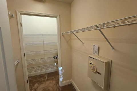 Copropriété à louer à Four Corners, Floride: 3 chambres, 125.79 m2 № 1901670 - photo 11