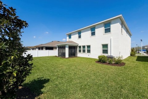 House in Wimauma, Florida 4 bedrooms, 312.34 sq.m. № 2212835 - photo 17