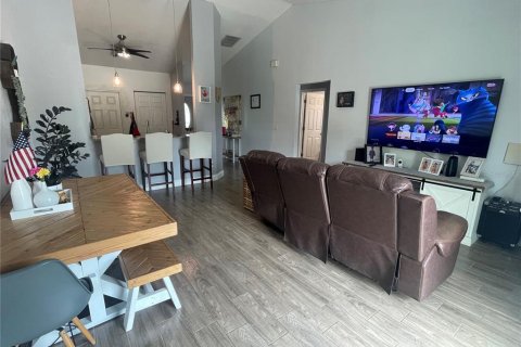Casa en venta en Orlando, Florida, 3 dormitorios, 118.91 m2 № 2207817 - foto 19