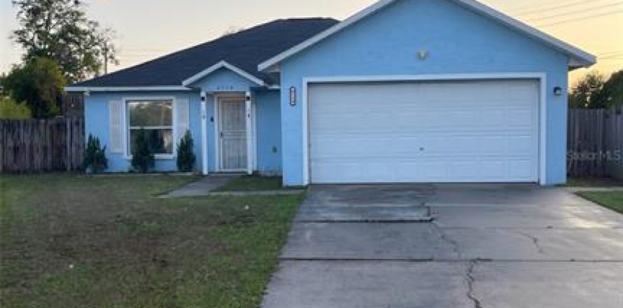 Casa en Orlando, Florida 3 dormitorios, 118.91 m2 № 2207817