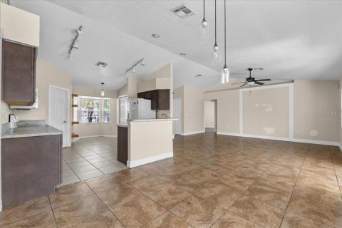 Casa en venta en Winter Haven, Florida, 3 dormitorios, 134.15 m2 № 2112854 - foto 7