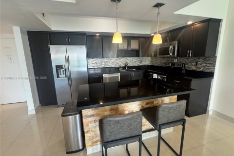 Купить кондоминиум в Санни-Айлс-Бич, Флорида 1 спальня, 93.37м2, № 2014397 - фото 6